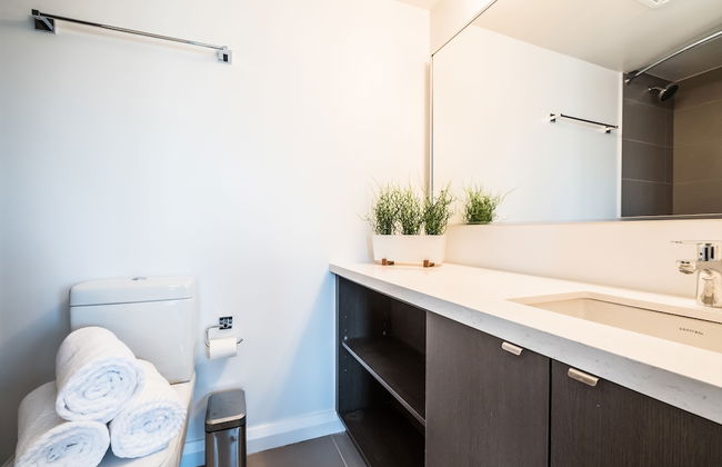 QuickStay - Luxury Executive in Yorkville (Yonge & Bloor) - Photo 16