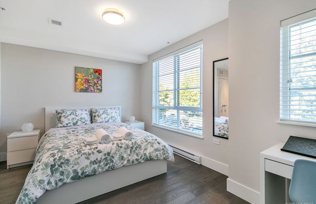 Modern Townhouse at Marine by Elevate Rooms - Photo 9