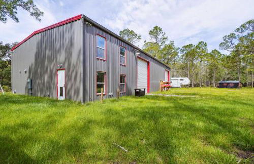 3 Mi to Lake Harney Home on 6 Acres with Fire Pit - Foto 21