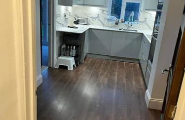 Lovely 3 bedroom house in Borehamwood . - Foto 27