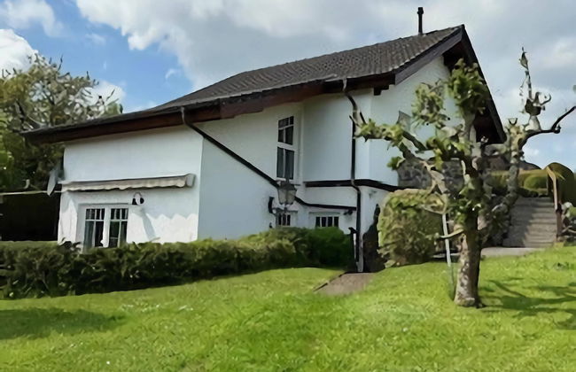 Apartment in Eifel Near Hiking Trails - Foto 1