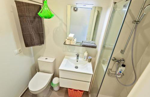 Oceanfront Duplex with a Rooftop Pool and Terrace - Foto 7