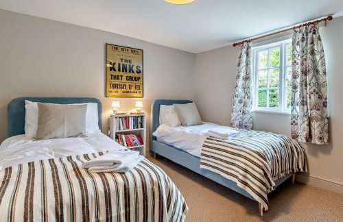 3 Bed in Salisbury 95325 - Photo 11