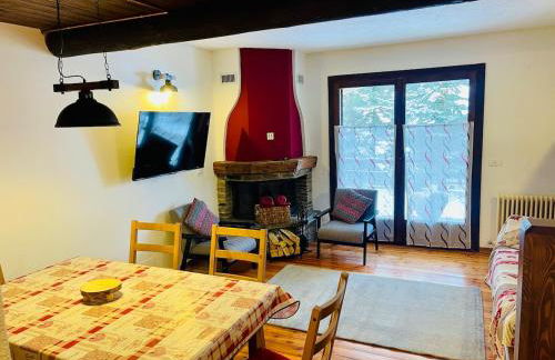 NEW on Bkg! NuovaGrangia Confortable for 2 Families - Foto 26