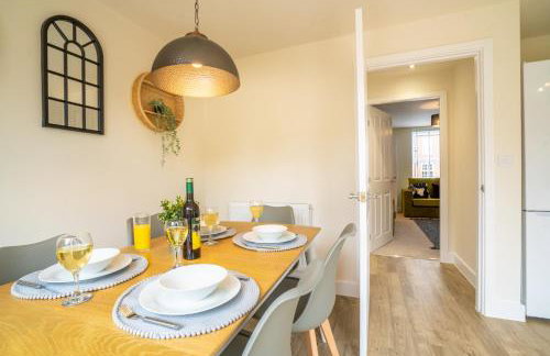 3 Beds with off-street parking for 2 cars, fast Wifi, sleeps 6 - Foto 16