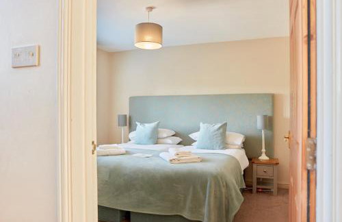 Finest Retreats - Meadow View - Photo 10