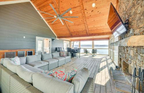 Dock and Panoramic Views Guntersville Lake Retreat! - Foto 22