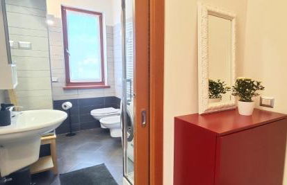 JASMINE MALPENSA EXPRESS and train to Milano - Foto 3