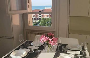 Marotta, 50 mt dal mare, Aria condizionata, Wi-Fi gratuita, 2 camere, 6 letti, - Foto 6