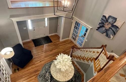 World Cup Ready - Spacious 5-Bedroom Home with Pool, Hot Tub, and Outdoor TV - Foto 15