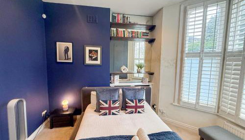 2-Bedroom flat with private patio & firepit in Shepherds Bush near Hammersmith by Staylio Ltd - Foto 3, towels