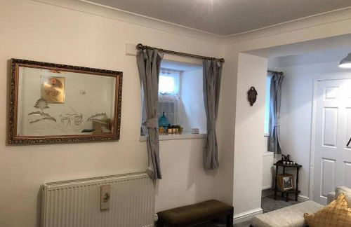 Tranquil Welsh Mountain Gem, Abertillery, Wales - Foto 42