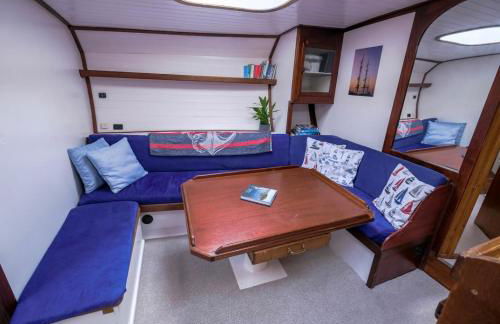 Stunning Yacht Sea Lion in Charlestown Harbour, Cornwall - Foto 5