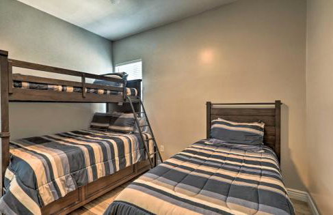 Vistas Bonitas Home with Patio 7 Mi to Snowbowl! - Foto 17