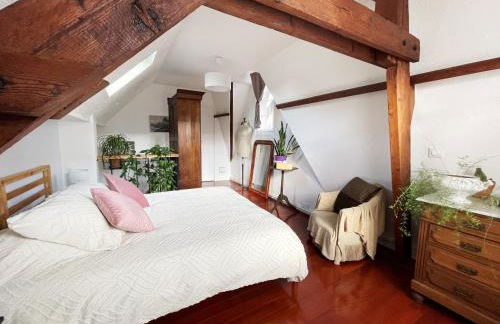 Chez Hélène, calme et verdure au centre historique - Foto 17