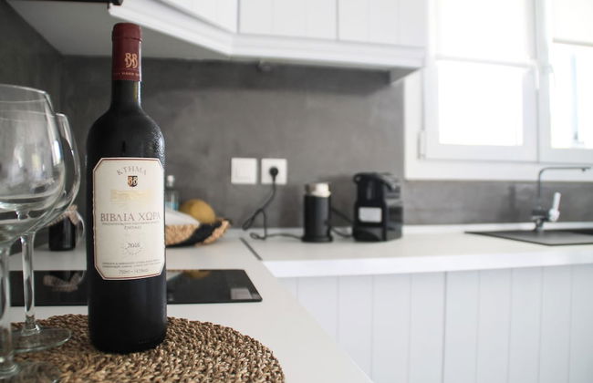 OW Andros - Luxury Suites - Photo 9