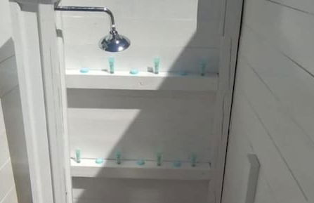 Dreamin Villa - 3 B R Beachfront w Staff - Photo 24