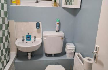 Entire House in Hunslet 5min to Leeds city center - Foto 7