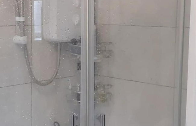 1-bed Suite - Sleeps 3 - Parking - Near Bluewater - Foto 8