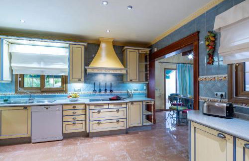 Villa Dalara Maspalomas, Private Pool and Jacuzzi - Photo 10