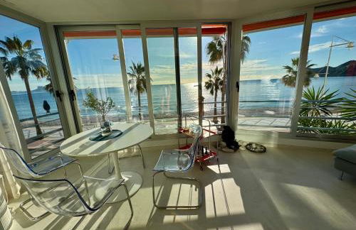 Beachfront, First line, 2-Bdr,2-Bath, Swiming Pool - Photo 1