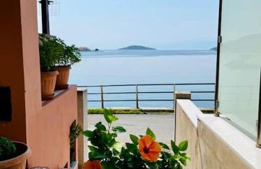 Seaside Apartment in Glyfada-Trizonia - Photo 8