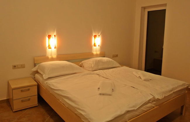 Holiday Home in Novigrad With Private Pool - Foto 2