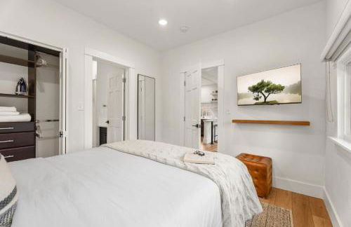 Chic Luxury Retreat in Old Town, Walk Everywhere! - Foto 15