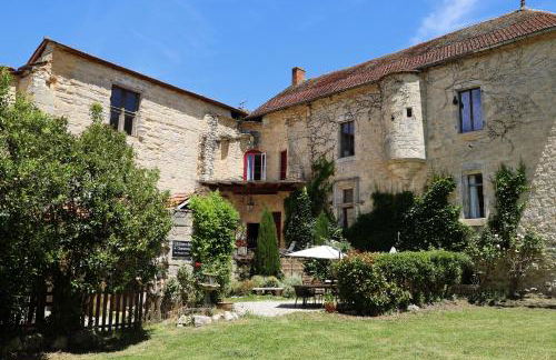 Château de Saint Chamarand - L'AILE Renaissance & LA TOUR médiévale - Foto 1