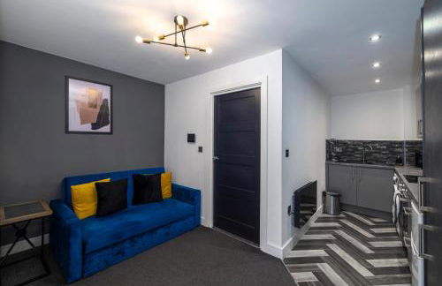 Studio Apartment - Perfect for Contractors and Short & Long Term Stays - Free WIFI - Free Parking - Extra Bed - Full Kitchen - Foto 16