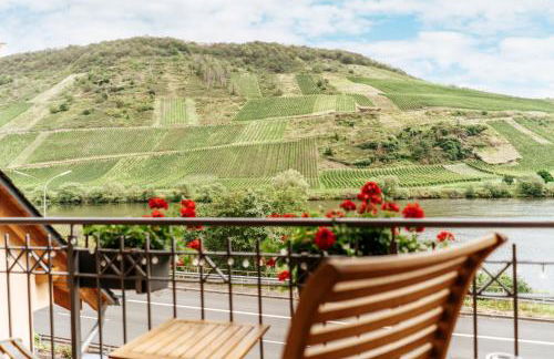 Weingut Eduard Kroth - Foto 13