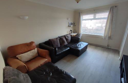 Sheffield Arena Meadowhall Interchange with off road free parking & CCTV - Foto 10