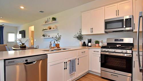 Long-term Stays Family-friendly Communal Pool! - Foto 5