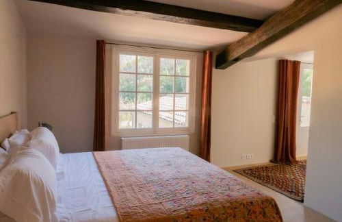 Idyllic Riverside Provencal Farmhouse - Foto 8