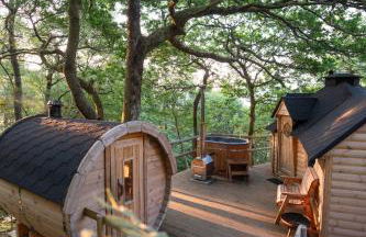 Pine Tree House with Hot tub & Sauna - Foto 28