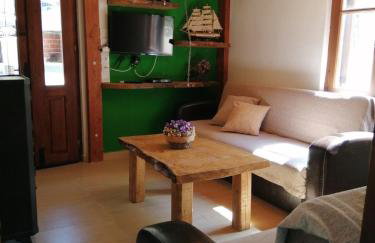 Eleni's Traditional Home with Barbeque - Foto 13