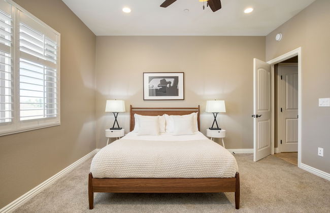 Gambel by Avantstayjtree Escape w/ Entertainers Yard, & Firepit, 3000sf - Foto 2