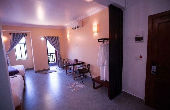 Daun Penh Palace Boutique - Photo 11