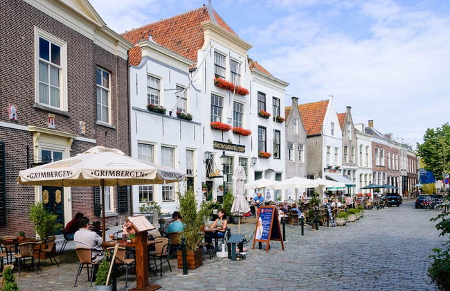 Chalet in Goedereede Near North Sea Beach - Photo 37