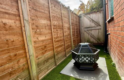 Stylish 2BR - Sleeps 6 - Central Stourbridge Gem - Foto 26