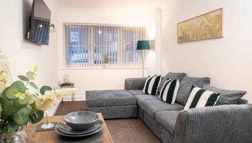 Contractor‑Heaven 5BR Home 4.5 Baths Wakefield - Foto 2, Other