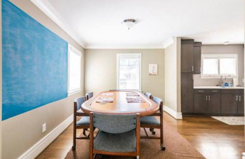 2 Bed Stay with Updated Bath and Kitchen - Foto 2