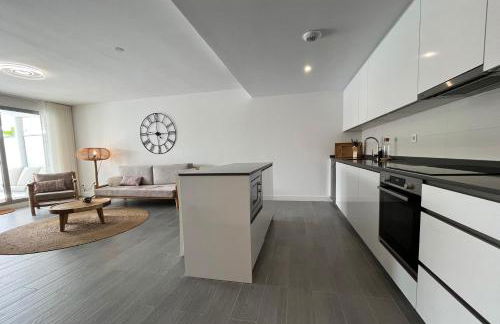 Wonderful, excellent new 4-bed apartment near Málaga with indoor and outdoor swimmimg pools, gym and sauna facilities - Photo 9