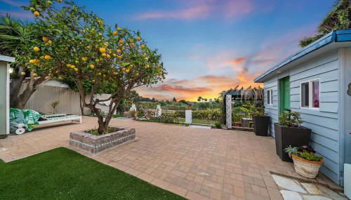 2br Pet-Friendly Oceanside Home - Photo 2