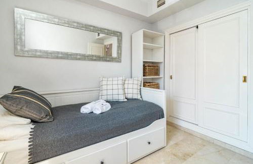 Seaside 3 bedroom Townhouse in San Pedro close to the Beach with private Garden - Photo 53