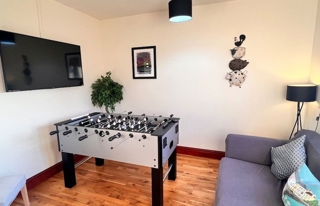 Detached Farmhouse 4 Bed/sleeps 9, Mountain Views! - Photo 13