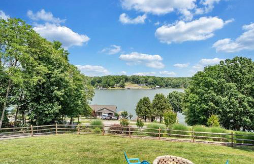 Lake Lookout - Private Home with lake views & Game room - Foto 31