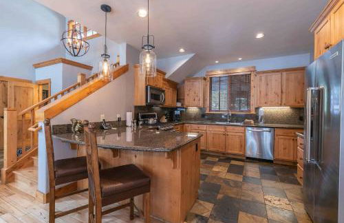 The Cottages - Ski Shuttle, Ski Valet - 3-Bedroom - Photo 18