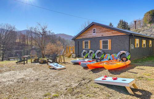 Remote Home with Deck and Grill in Scenic Tuckasegee! - Foto 3
