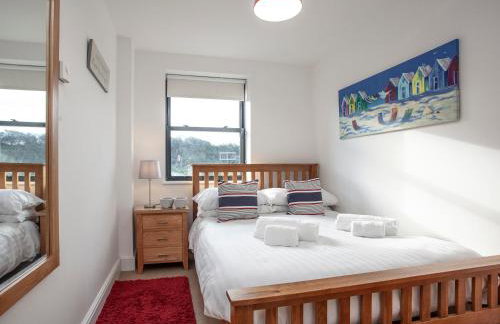 Cove View Apartment - Photo 6